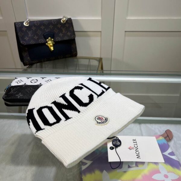 MONC*LER BEANIE